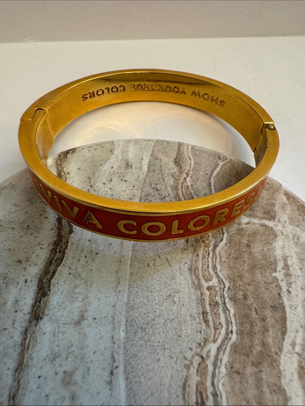 kate spade ‘VIVA COLORES' Gold Tone Bangle - Picture 5 of 9